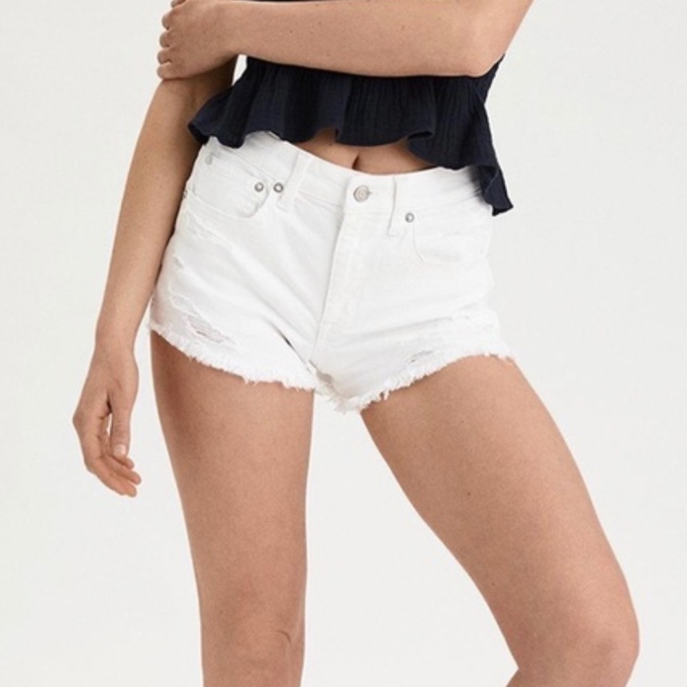 American Eagle high waisted white shorts